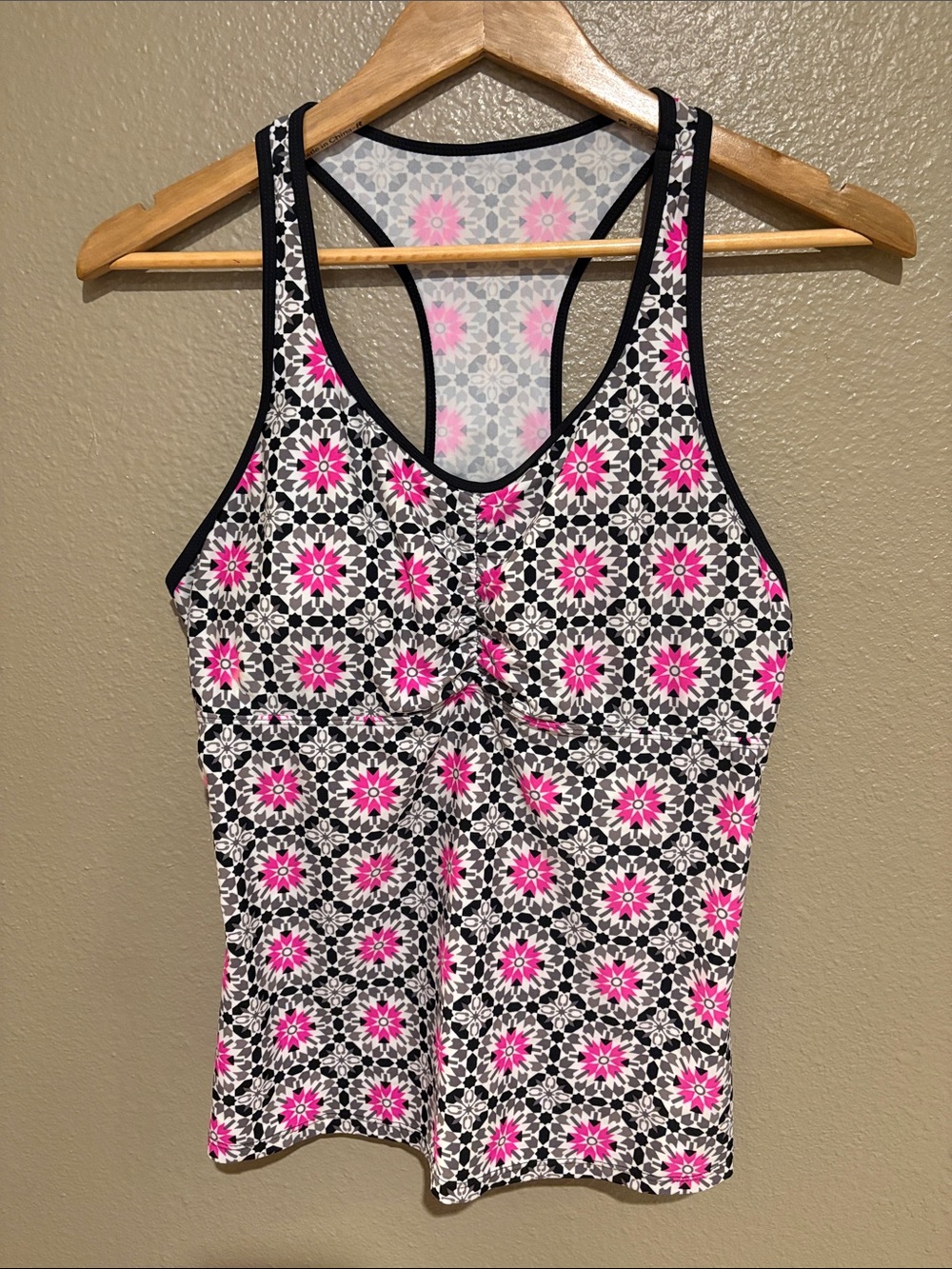 Floral Geometric Racerback Swim Tankini Top in Pink and Black Size L